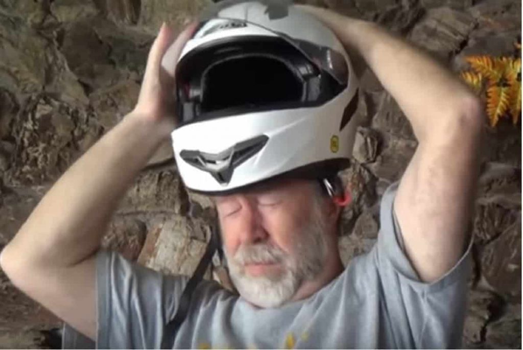 How Tight Should a Motorcycle Helmet Be | nHelmet